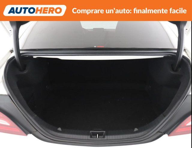 MERCEDES-BENZ CLA 180 Premium