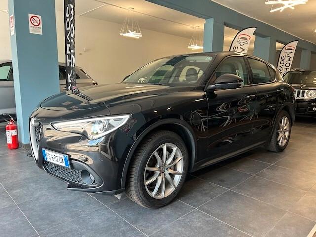 Alfa Romeo Stelvio 2.2 Turbodiesel 210 CV AT8 Q4 Executive