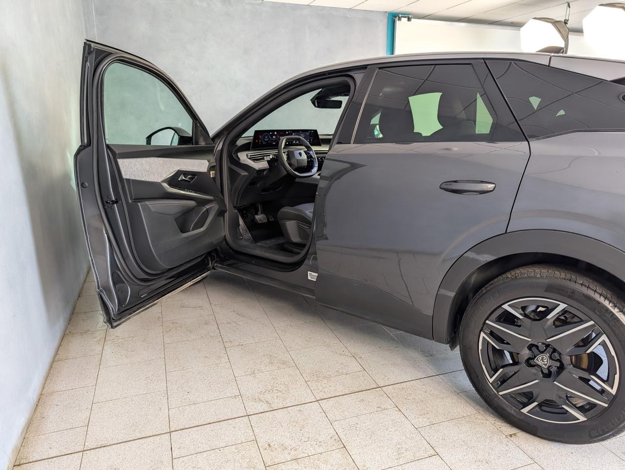 Peugeot 3008 1.2 Hybrid 145cv e-dcs6 Allure