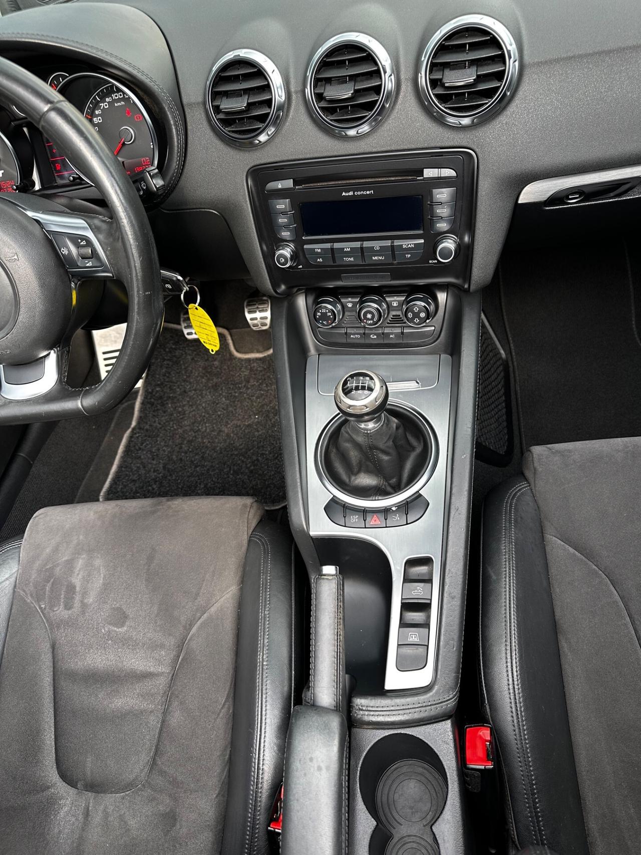 Audi TT Roadster 2.0 TFSI cabrio