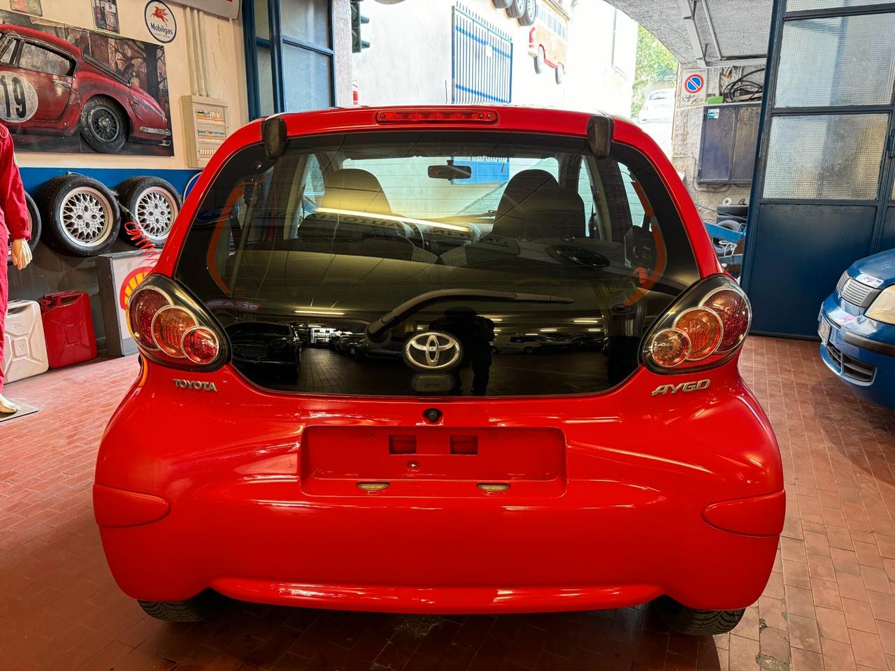 Toyota Aygo 1.0 12V VVT-i 5 porte Active Connect