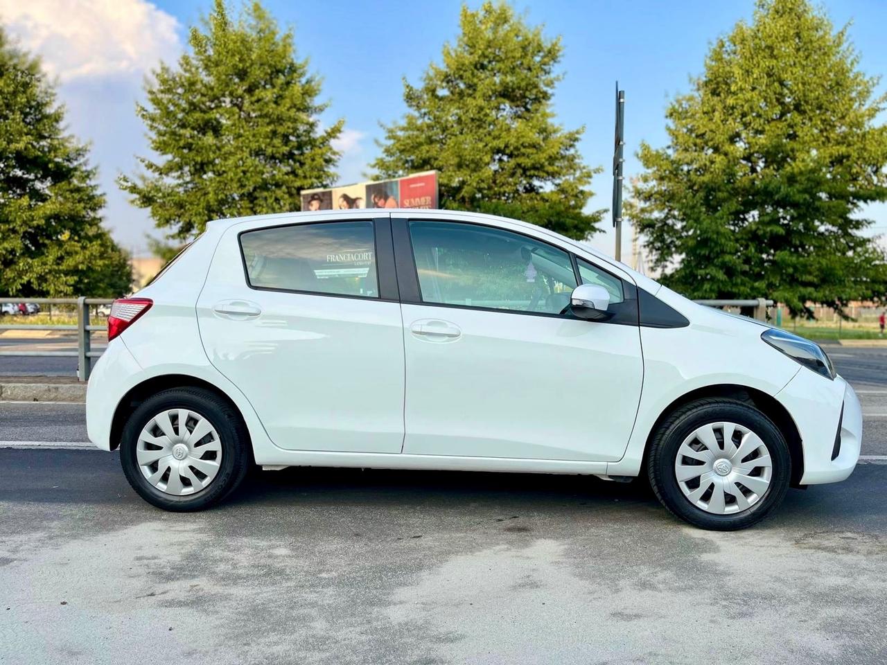 Toyota Yaris 1.0 5 porte Active