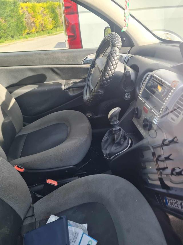 LANCIA Ypsilon 1.4 BENZINA/GPL senza nessun lavoro da fare