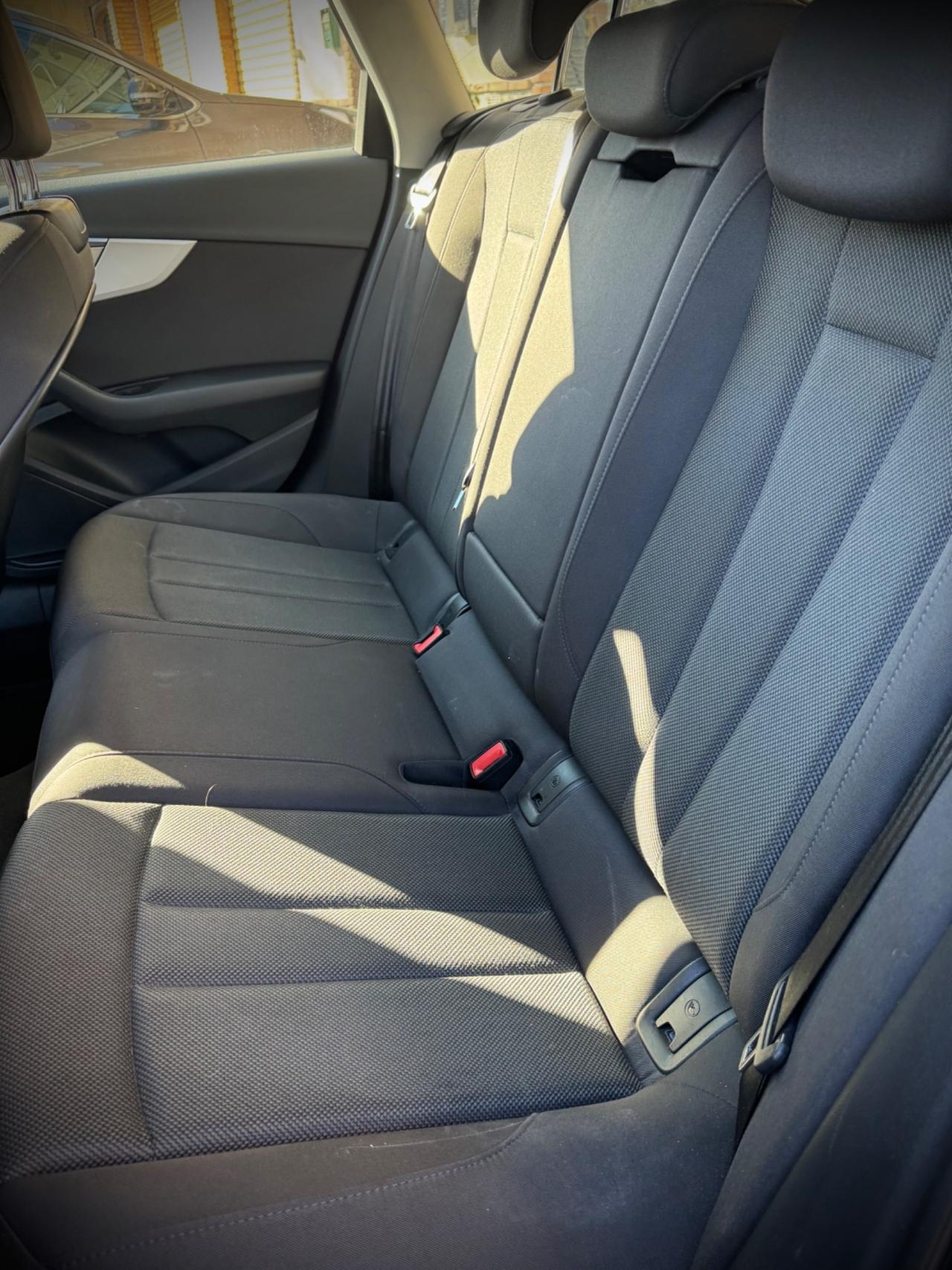 Audi A4 Avant 35 TDI/163 CV S tronic Business