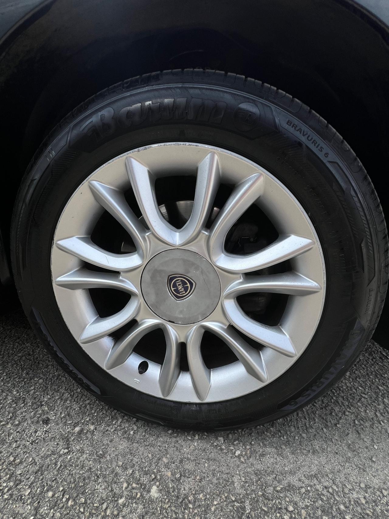 Lancia Delta 1.6 MJT DPF Platino