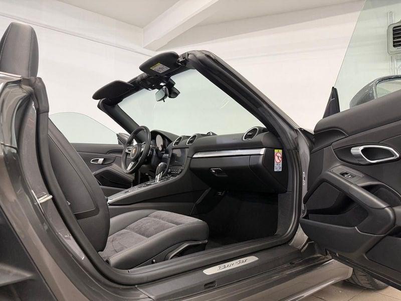 Porsche 718 2.0 Boxster