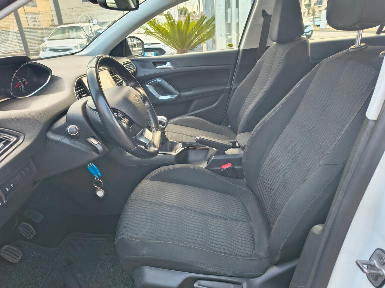 PEUGEOT 308 1.6 DIESEL ALLURE 120.000 KM ANNO 2015