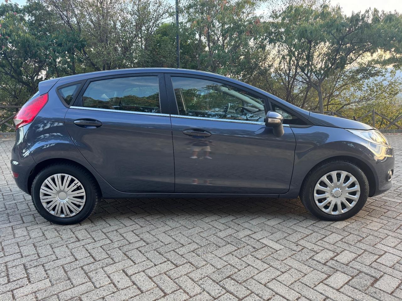 Ford Fiesta 1.4 TDCi 68Cv *TITANIUM* 2009