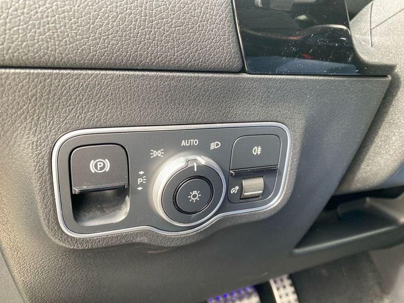 Mercedes-Benz GLA 200 d Premium auto