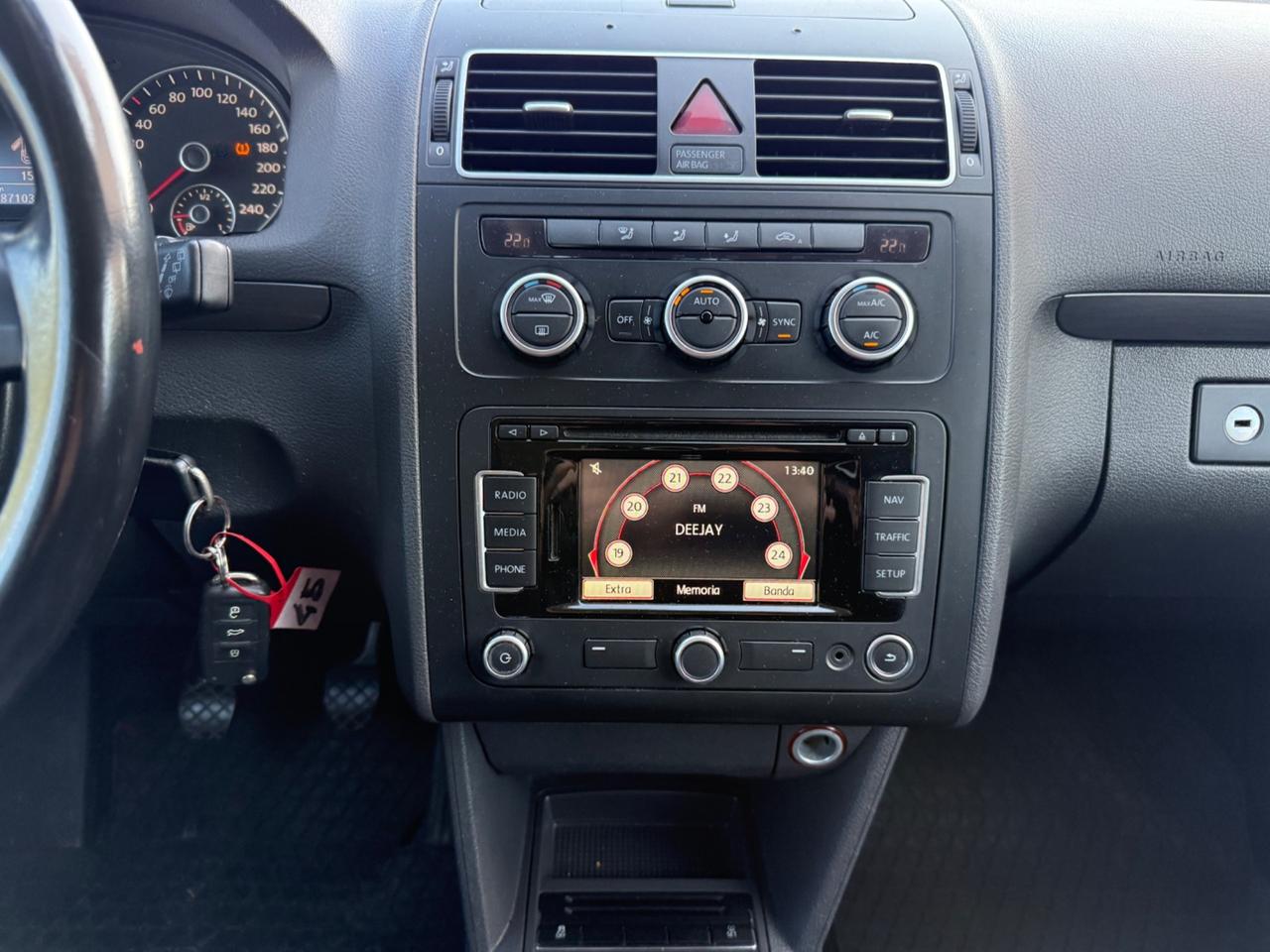 Volkswagen Touran 1.6 TDI Trendline OK NEOPATENTATI