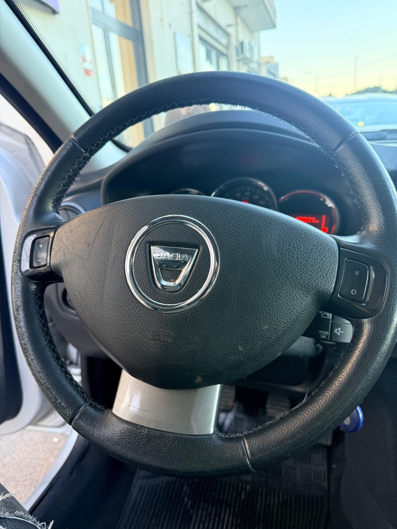 Dacia Sandero 1.2 BENZINA 2016 X NEO PATENTATI, 5 PORTE, CON NAVI,BLUETOOTH,CLIMA,KM CERTIFICATI