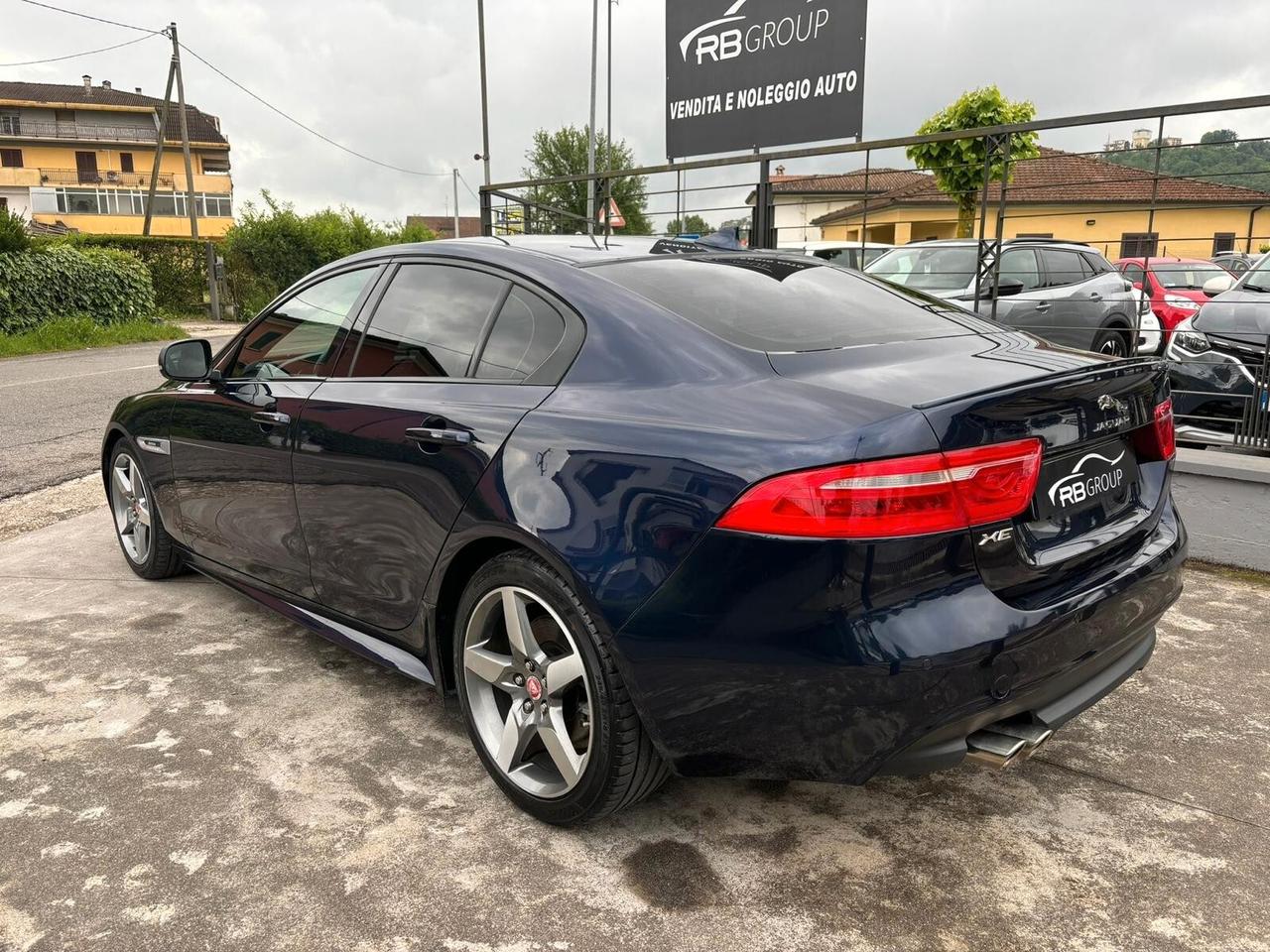 Jaguar XE 2.0 D Turbo Portfolio