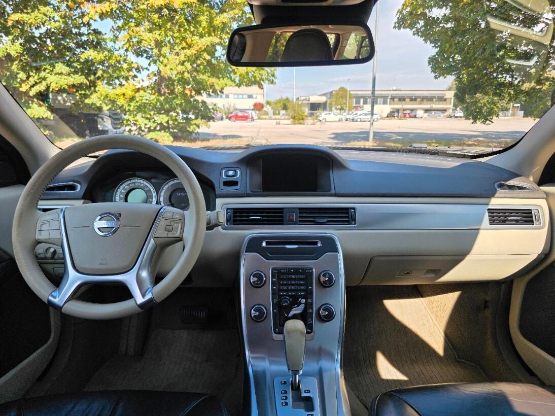 Volvo XC 70 XC70 D3 Geartronic Summum