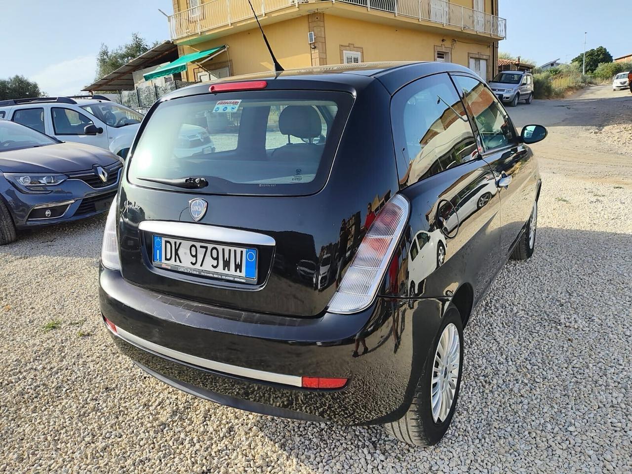 Lancia Ypsilon 1.2 Argento