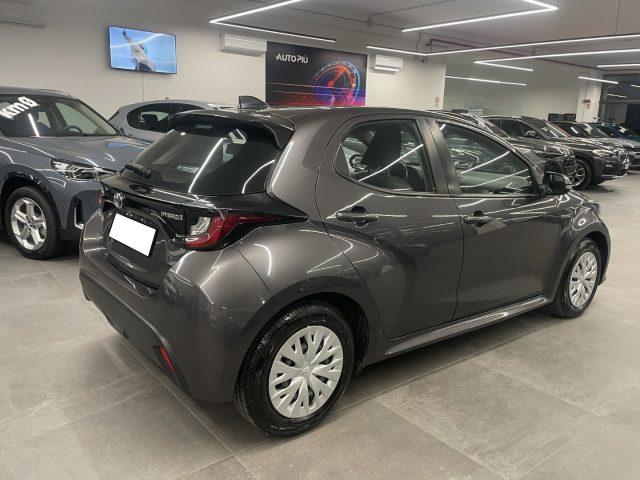 TOYOTA Yaris 1.5 Hybrid 93 CV e-CVT Business