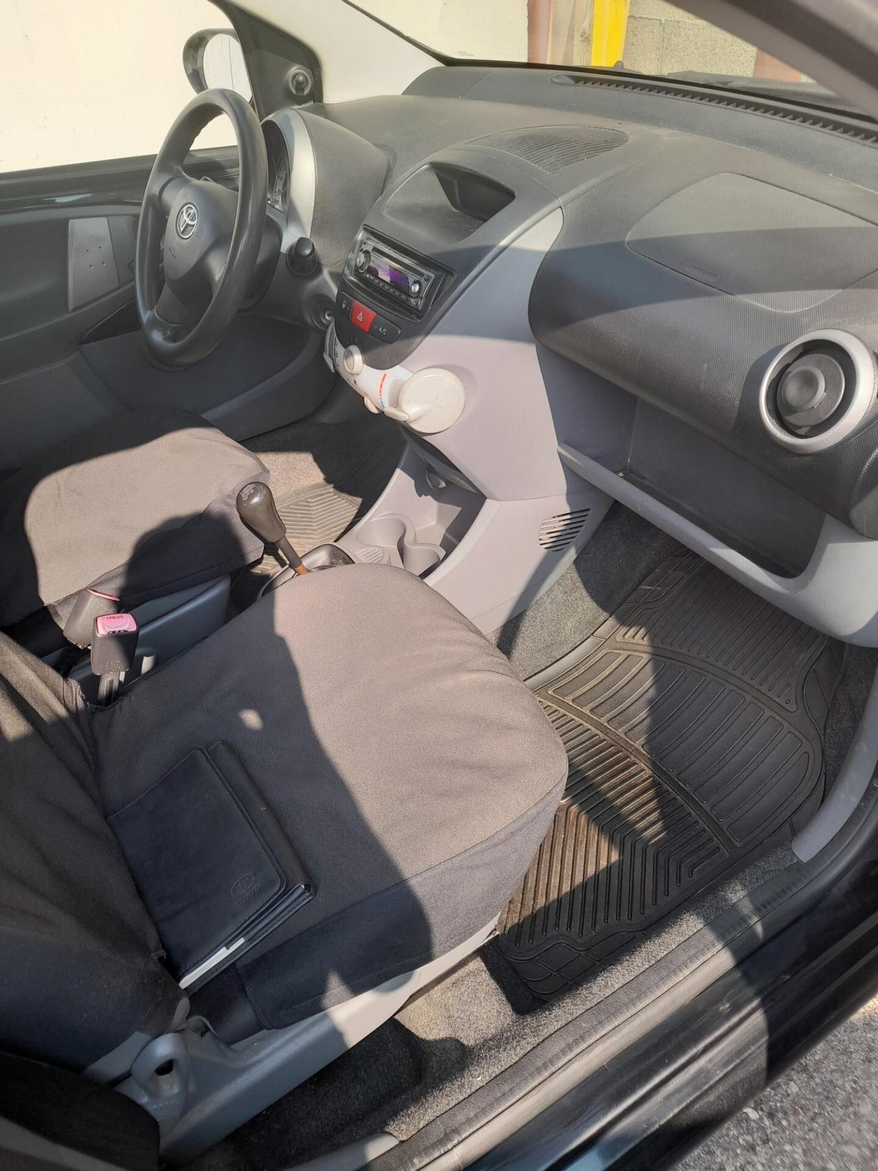 Toyota Aygo 1.0 12V VVT-i 5 porte