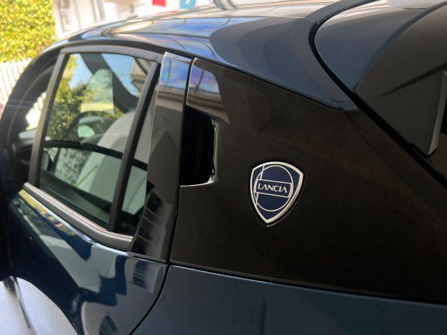 LANCIA Ypsilon Hybrid e-DCT LX da e229,00 mensili