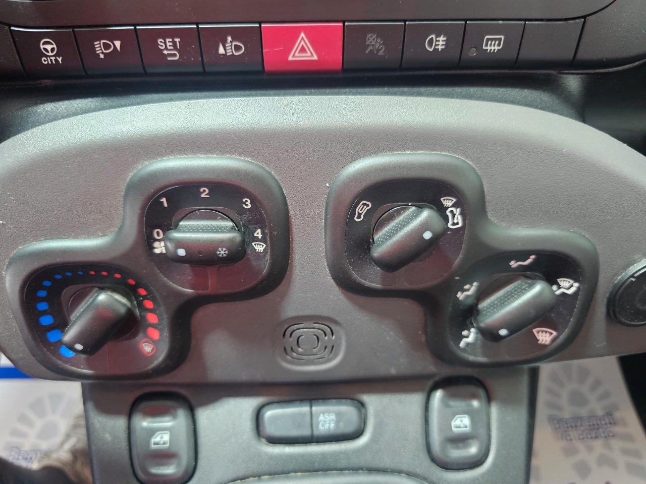 Fiat Panda 1.2 Easy 69cv E6