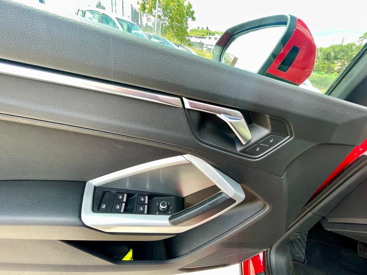 Audi Q3 2.0 TDI 150CV S tronic 2021