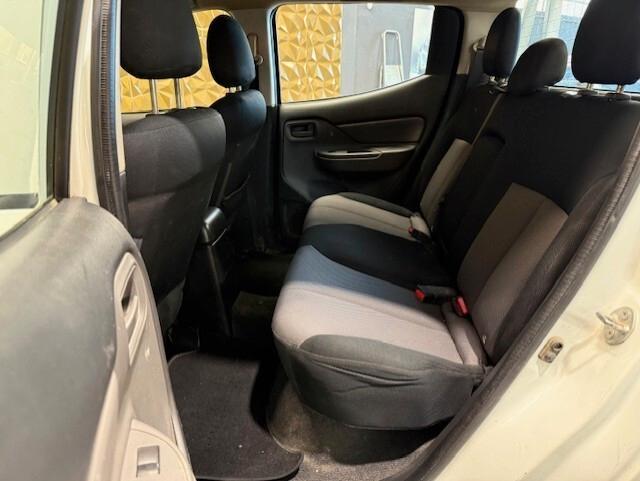 Mitsubishi L200 2.4 DI-D/154CV Double Cab Invite