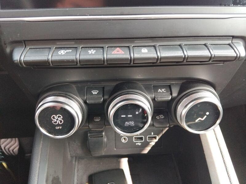 Renault Clio V 2019 1.0 tce Intens Gpl 100cv my21