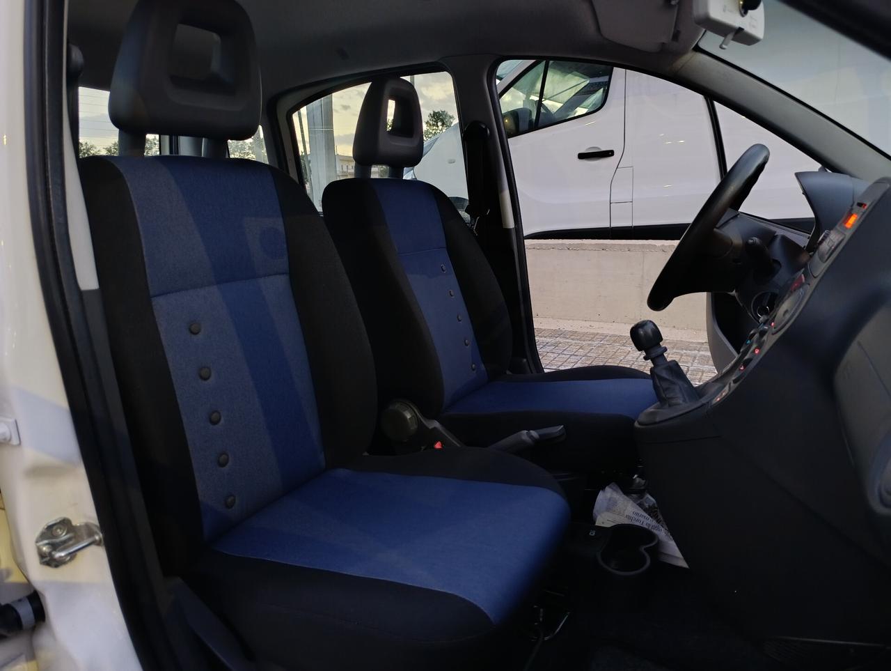 FIAT PANDA 1.2 BENZINA 05/2011 KM 65.000 1 PROPRIETARIO