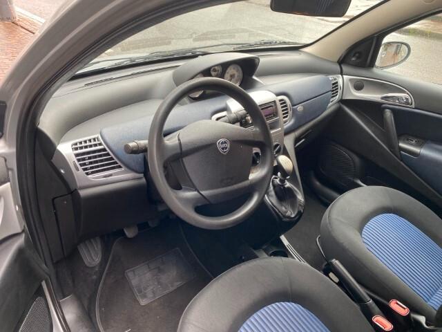 Lancia Ypsilon 1.2 Argento
