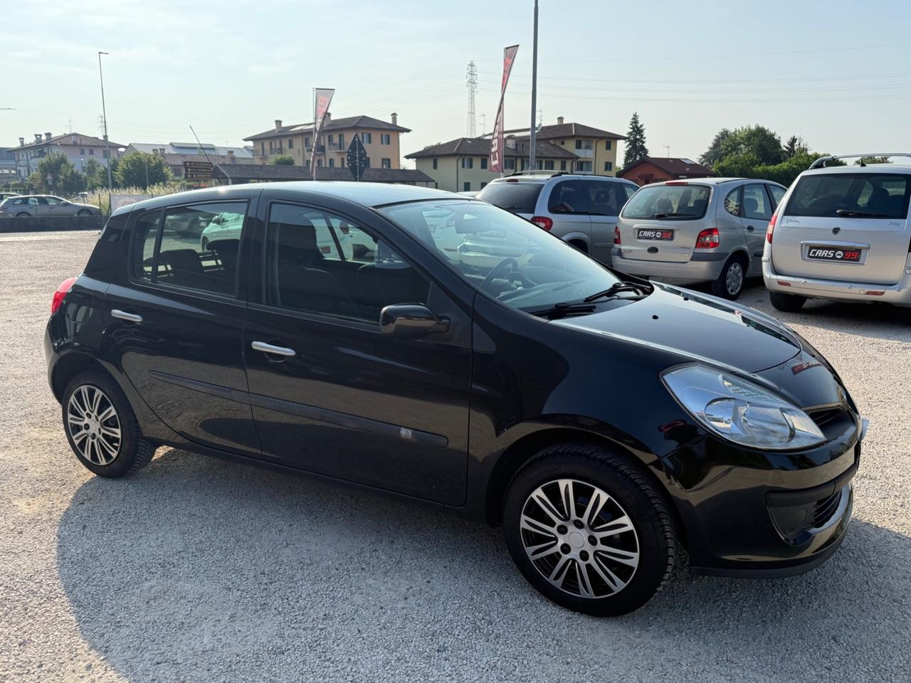 Renault Clio 1.2 16V 5 porte Le Iene