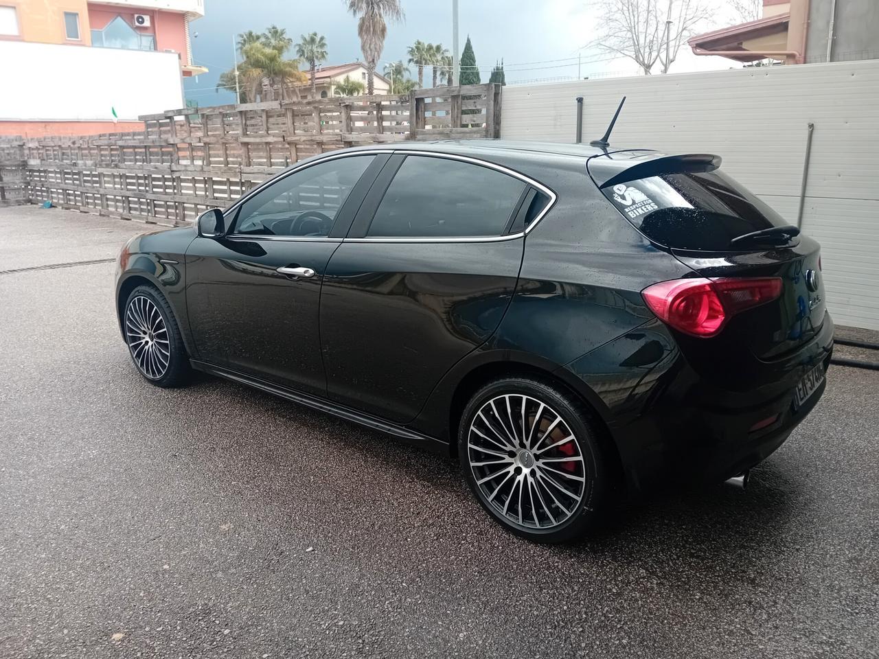 Alfa Romeo Giulietta 1.6 JTDm-2 105 CV Veloce