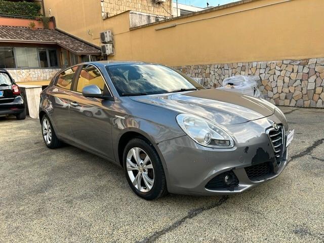 Alfa Romeo Giulietta 1.6 JTDm-2 105 CV Distinctive