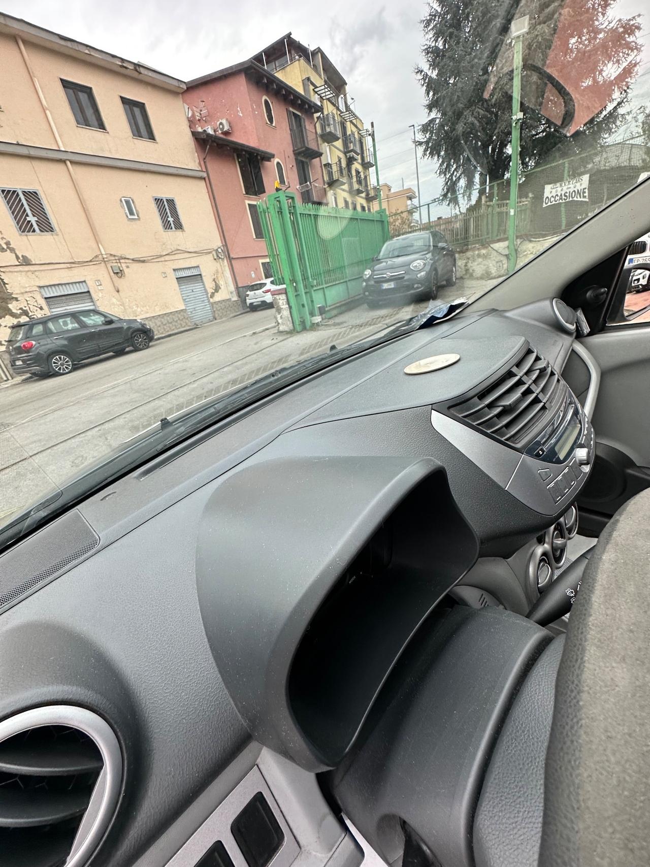 Nissan Pixo 1.0 5 porte Fun