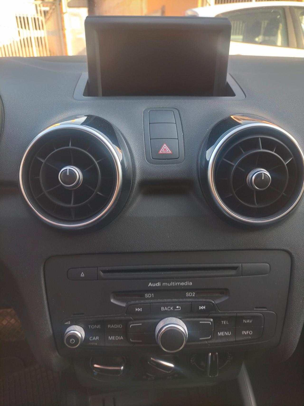 Audi A1 1.6 TDI Attraction