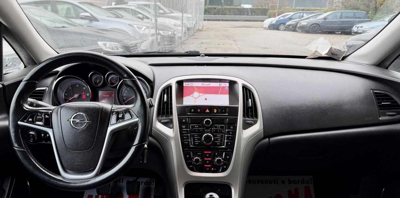 Opel Astra 2012 1.7 CDTI 125CV Sports Tourer Cosmo ! ! !