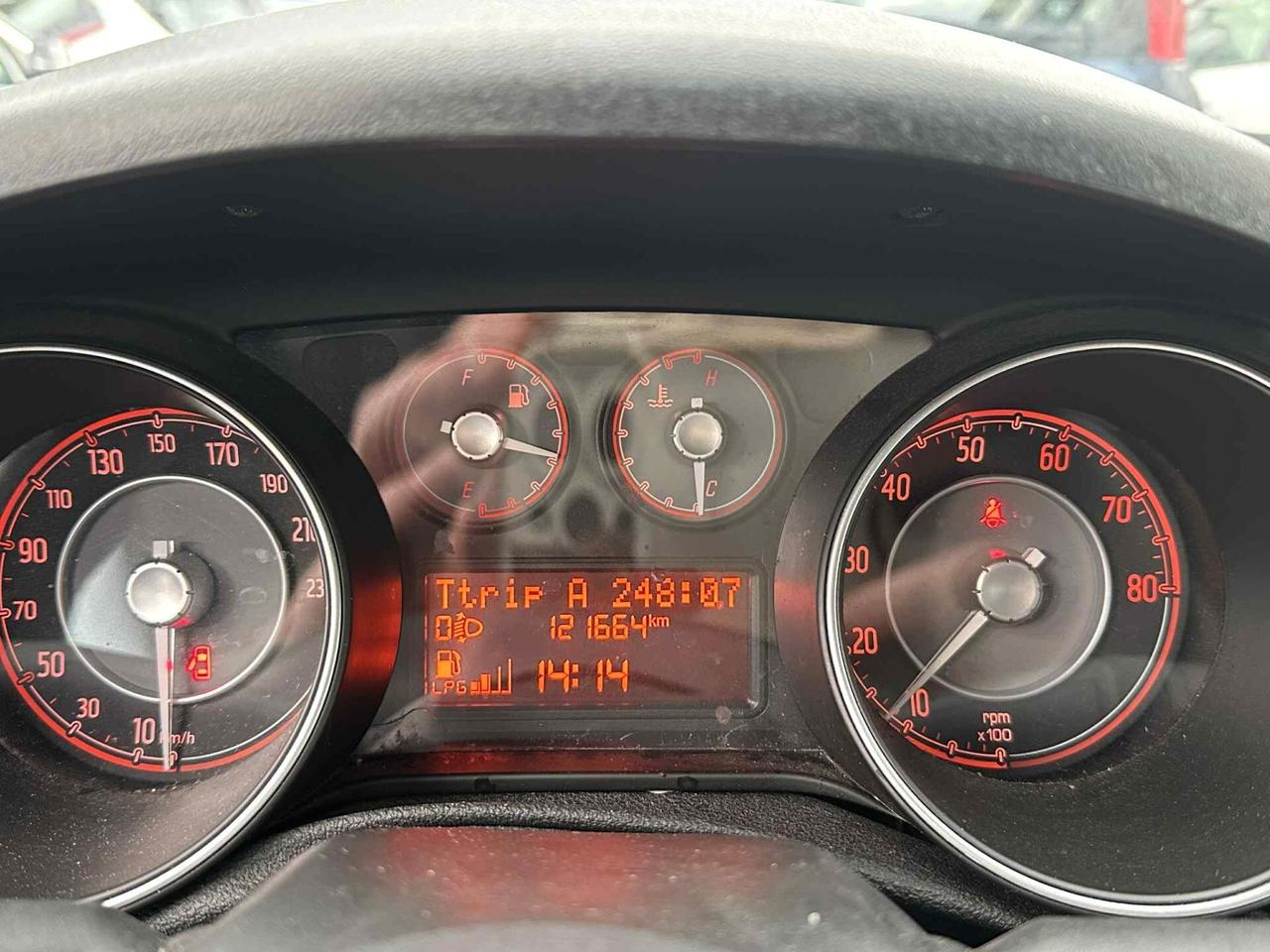 Fiat Punto 1.4 8V 5 porte Easypower Street