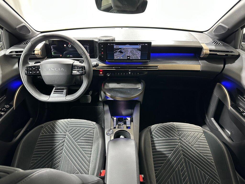 Lancia Ypsilon 1.2 mhev LX e-dct