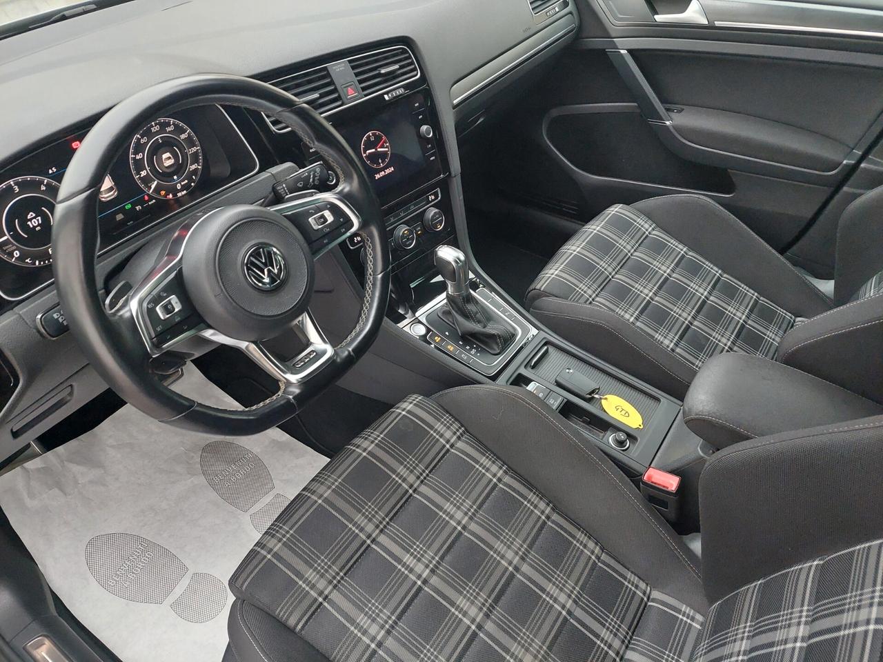 Volkswagen Golf GTD 2.0 tdi dsg *TAGLIANDI CERTIFICATI *