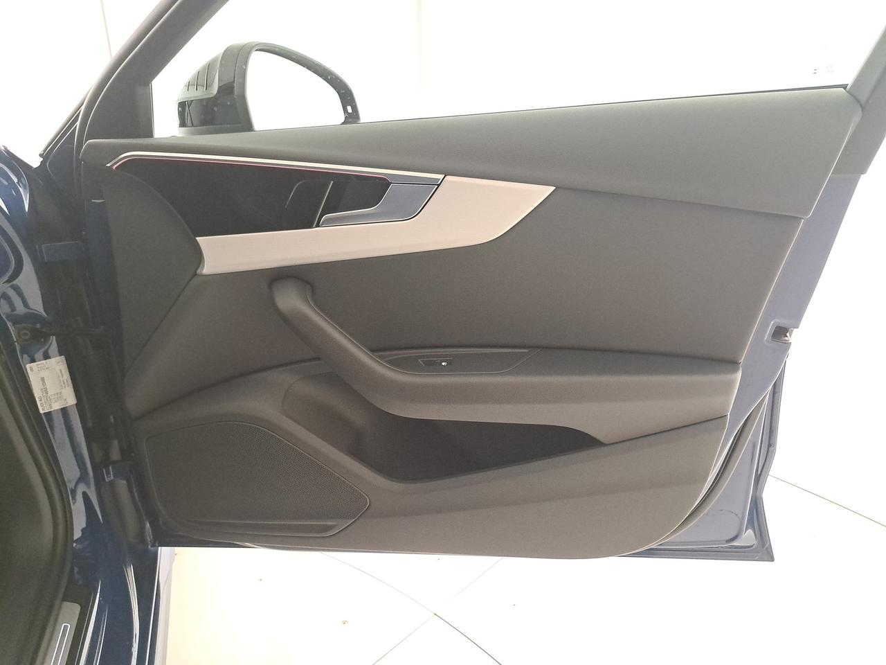 Audi A4 avant 40 2.0 tdi mhev s line edition 204cv s-tronic