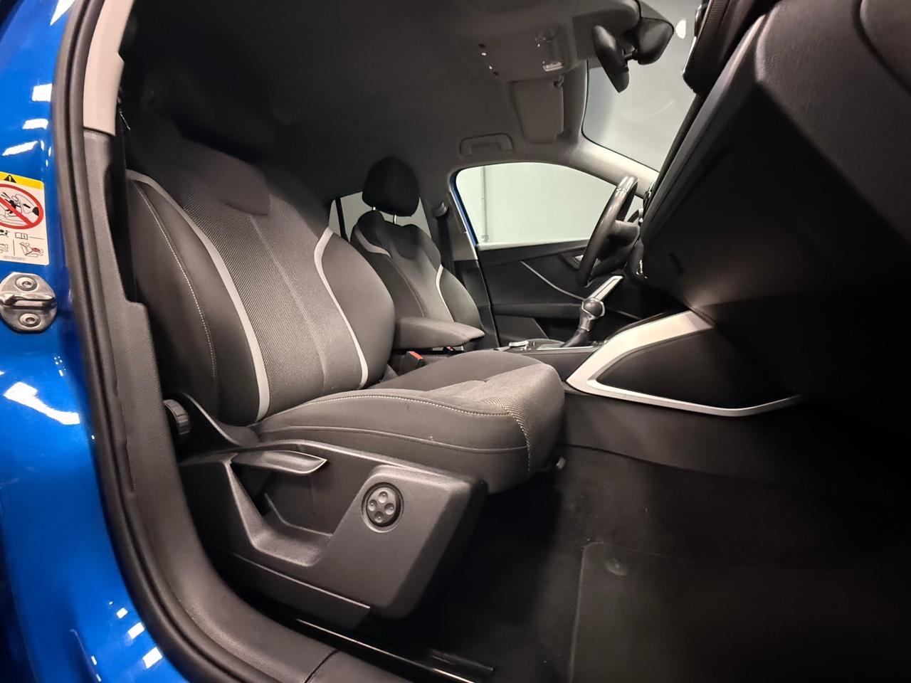 Audi Q2 35 TDI S tronic Business
