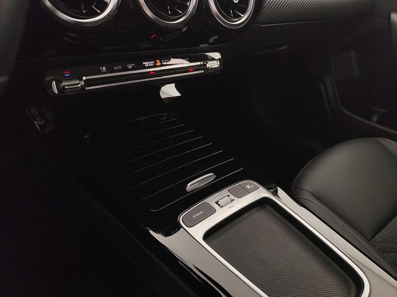 Mercedes-Benz CLA Shooting Brake 180 d Advanced auto