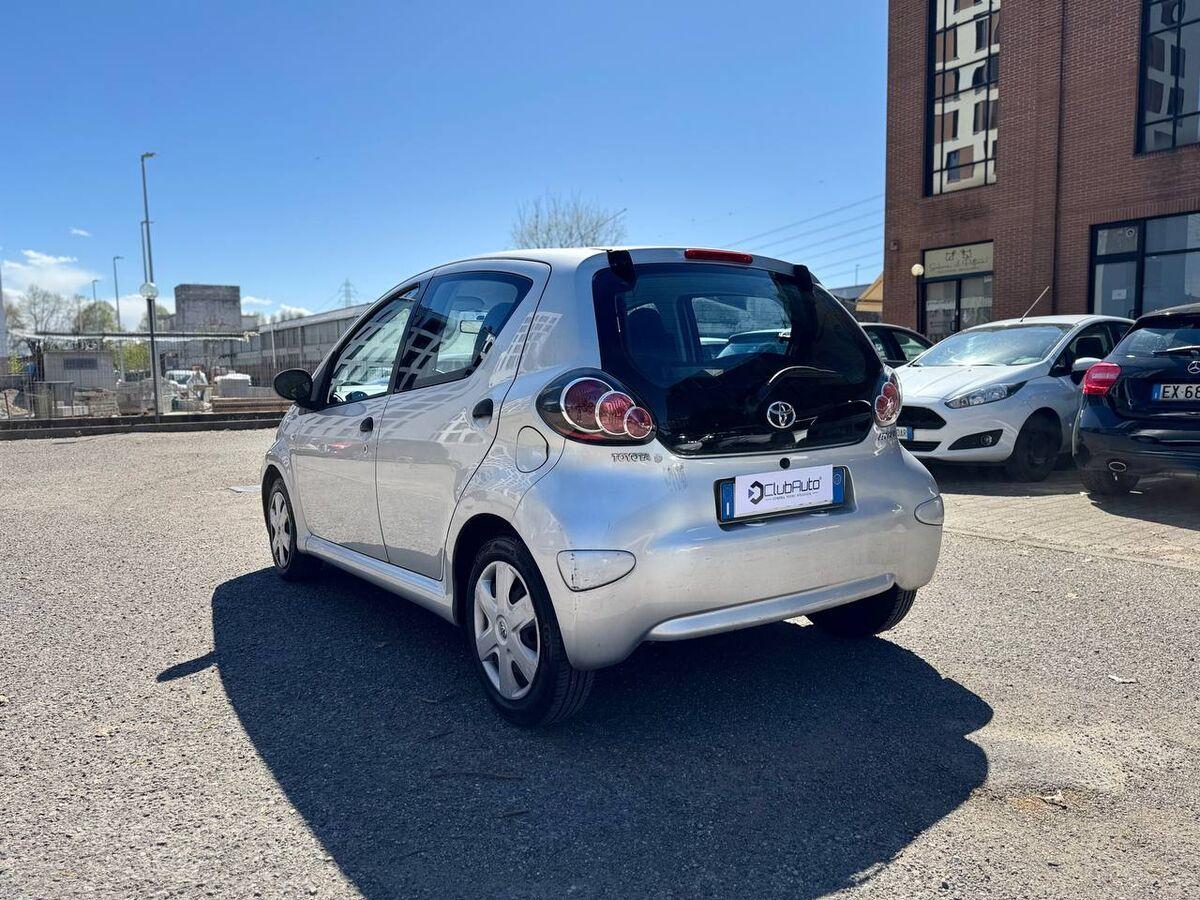 Toyota Aygo 1.0 Sol 5p FL