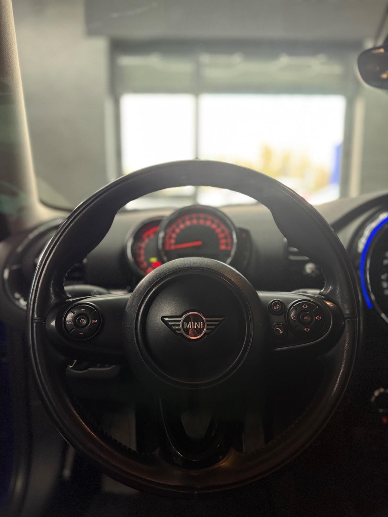 Mini Cooper Clubman 2.0Diesel 150cv Automatica