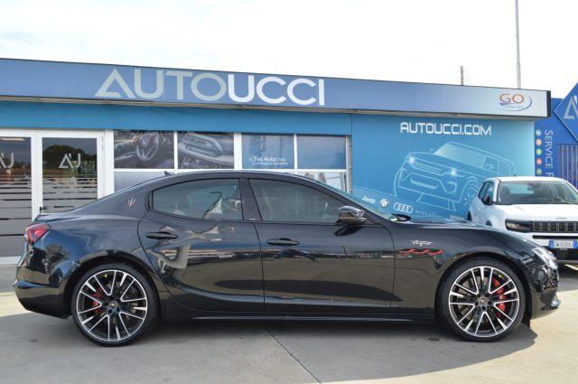 MASERATI Ghibli V8 580 CV Trofeo