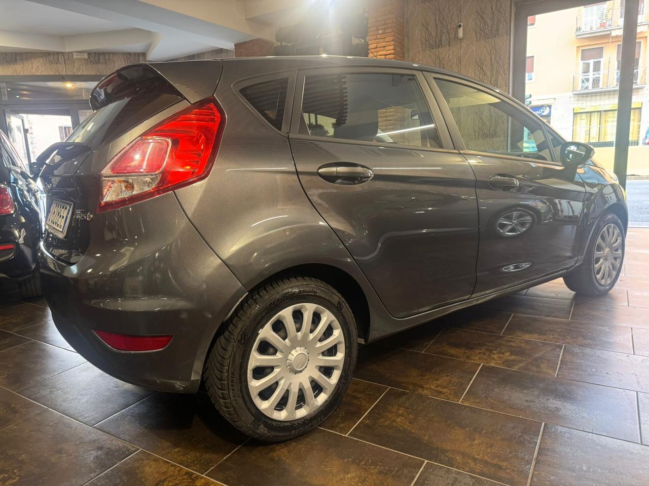 Ford Fiesta 1.5 TDCi 75CV 5 porte Business