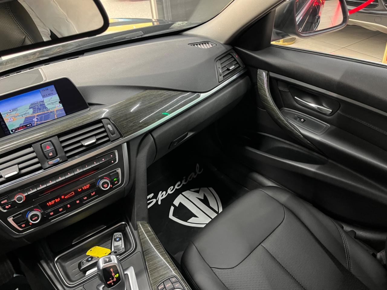 Bmw 318d Luxury Auto 143CV