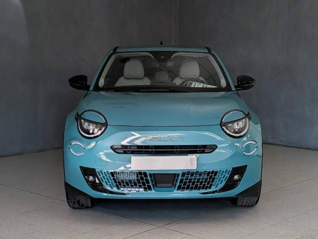 Fiat 600e 1.2 hybrid La Prima 110cv auto