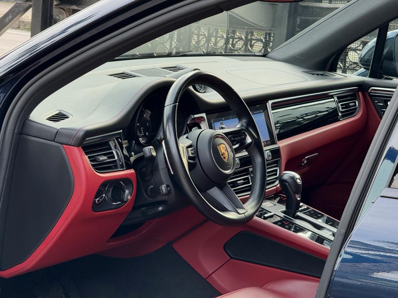 Porsche Macan 2.0 Turbo 265CV TETTO PASM 360