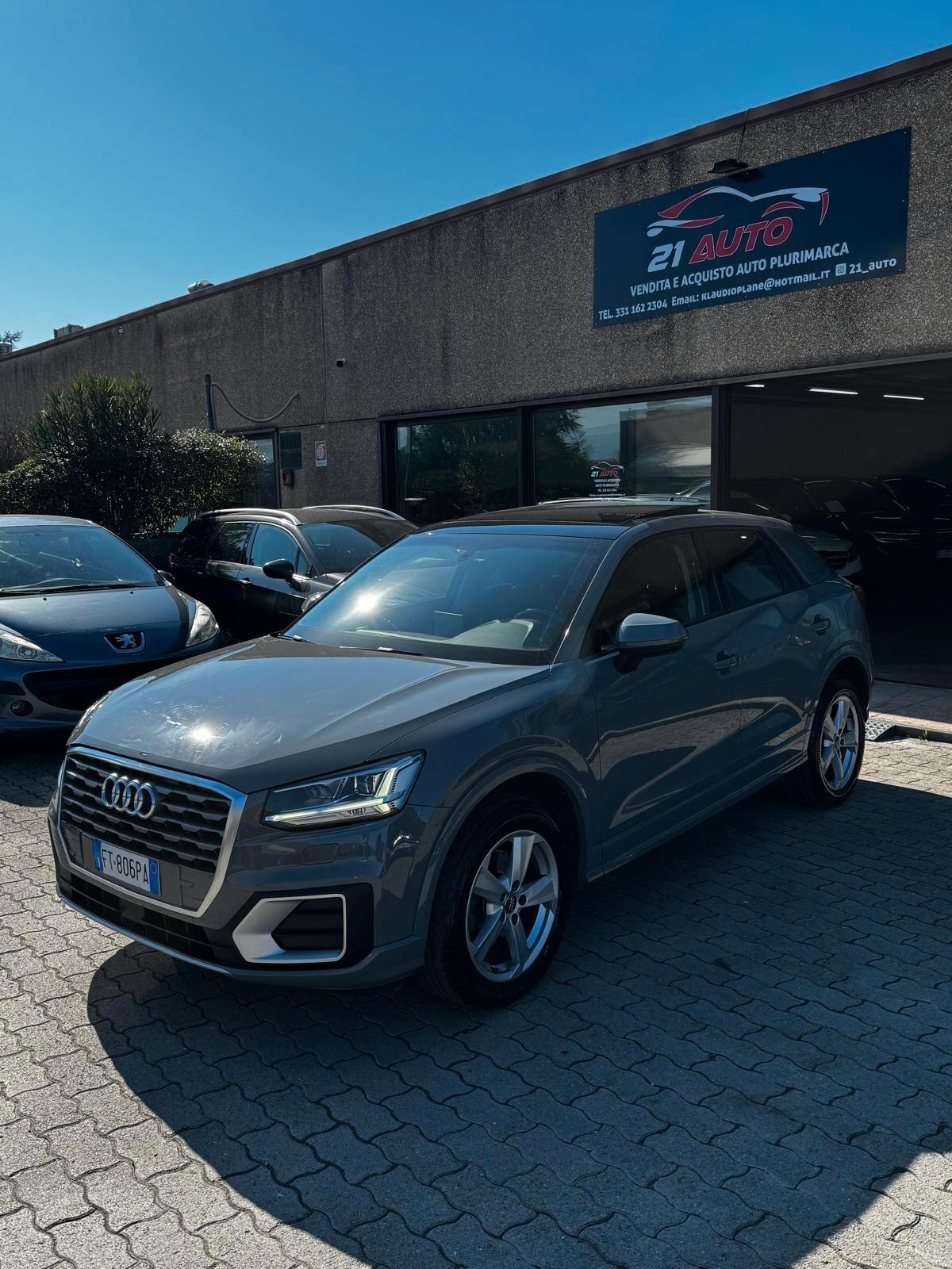 Audi Q2 30 TFSI Business