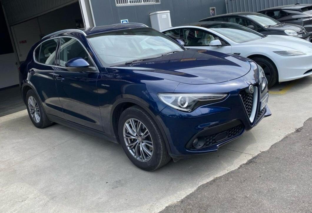Alfa Stelvio 2.2 160 CV AT8 RWD Super