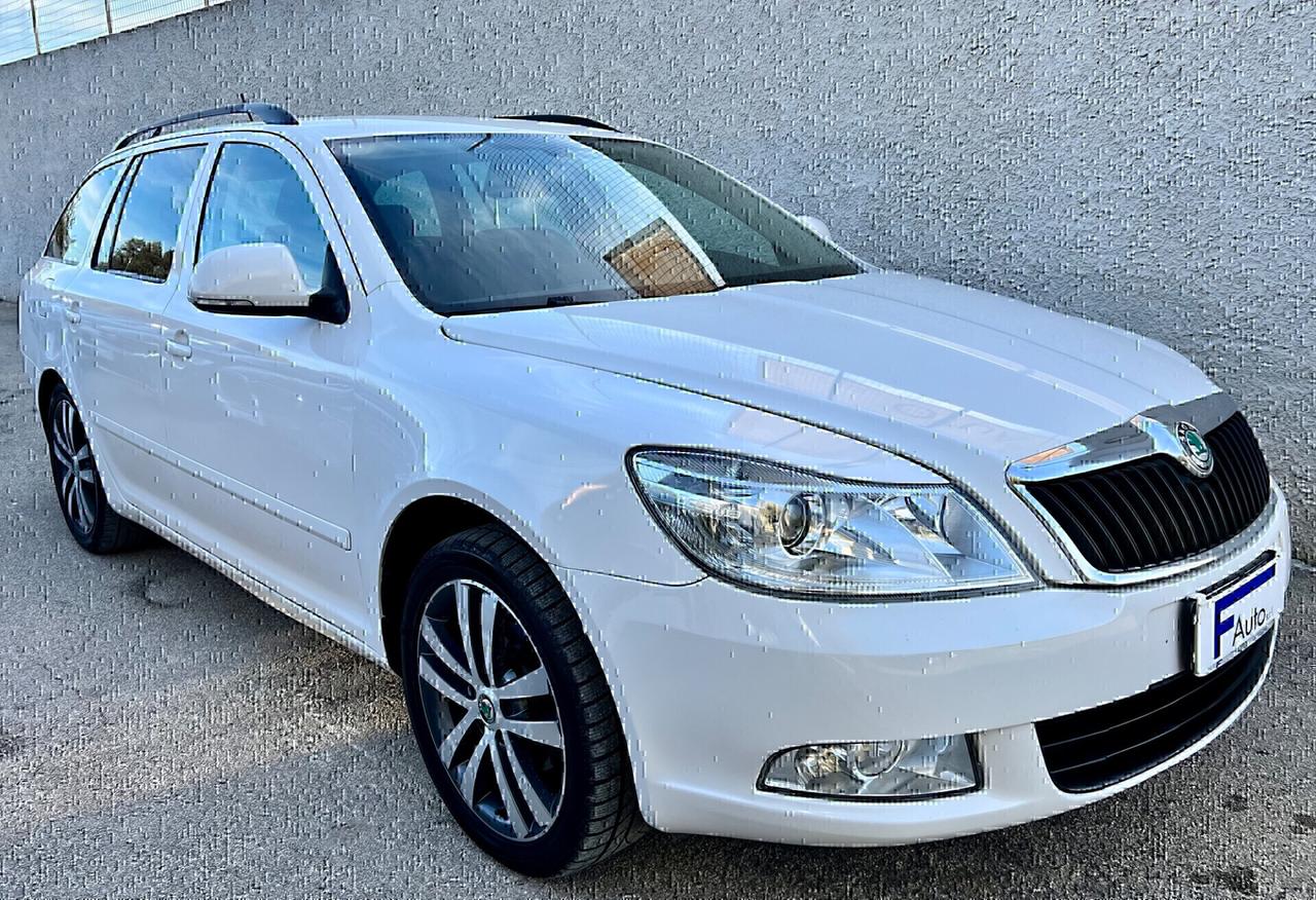 Skoda Octavia 1.6 TDI CR F.AP. Wagon Elegance