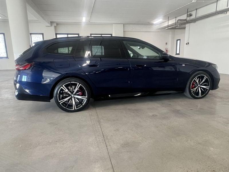BMW Serie 5 G61 Touring 520d Touring 48V xdrive MSport Pro auto